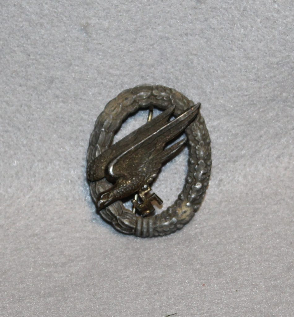 Paratrooper Badge Unmarked – Military Collectibles, Inc.